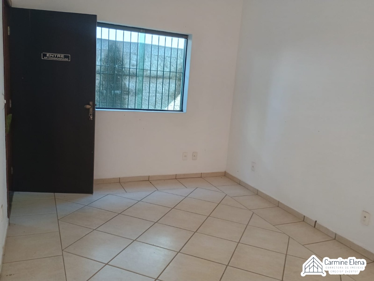 Casa para alugar com 2 quartos, 15m² - Foto 19